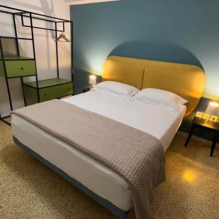 Crown Syntagma Apartment Athene Buitenkant foto